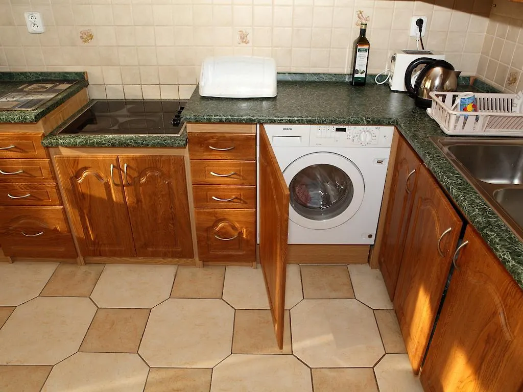 7K - Apartmany Lazenska Карловы Вары