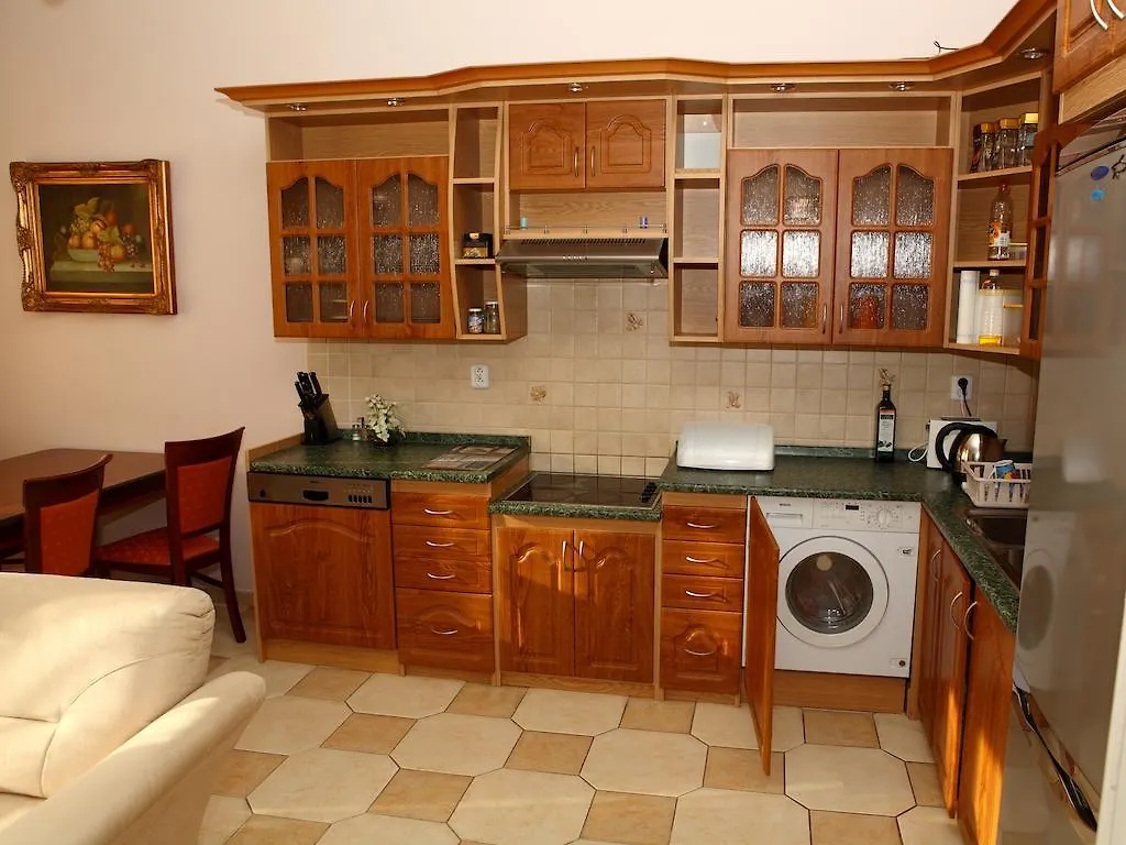 Апартаменты 7K - Apartmany Lazenska Карловы Вары