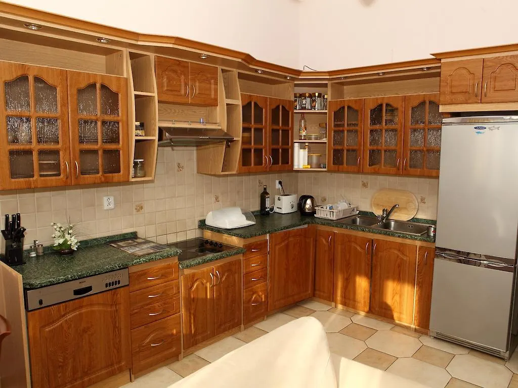 Апартаменты 7K - Apartmany Lazenska Карловы Вары
