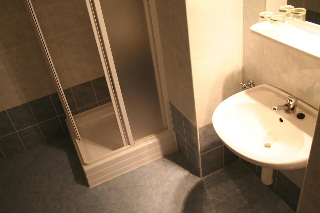 Hotel A.Dalia Karlsbad 2*,