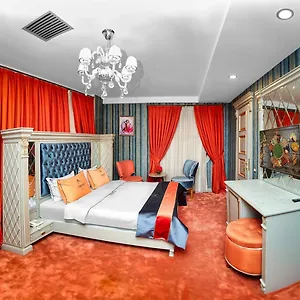 Отель Manor Luxury ****