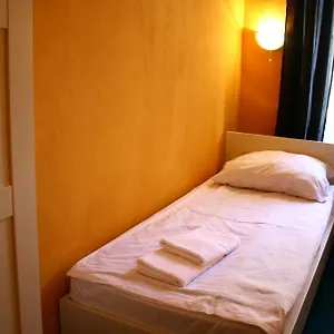 https://hotelove-pokoje-kolcavka.praguehotelsweb.com