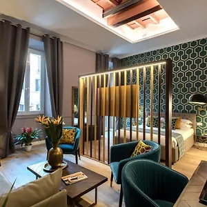 *** Отель Tree Charme Parliament Boutique Италия