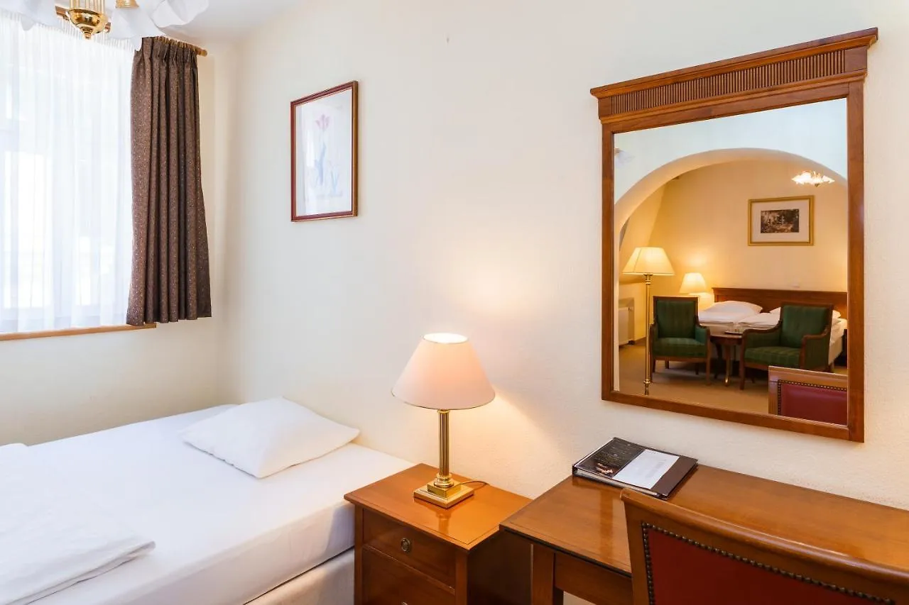 Spa Hotel Anglicky Dvur Karlovy Vary 4*,  Czech Republic