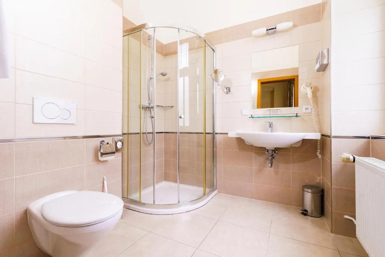 Spa Hotel Anglicky Dvur Karlsbad