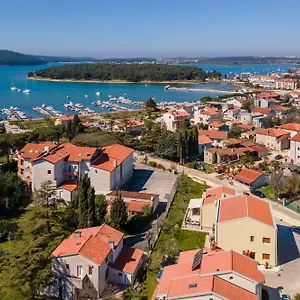 apartments-rosemary-medulin.in-istria.net/