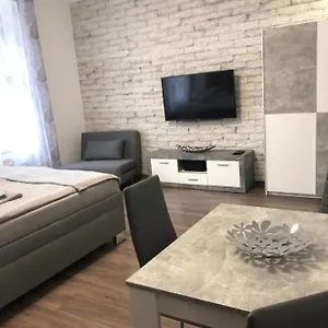  Apartment Apartman Hanna