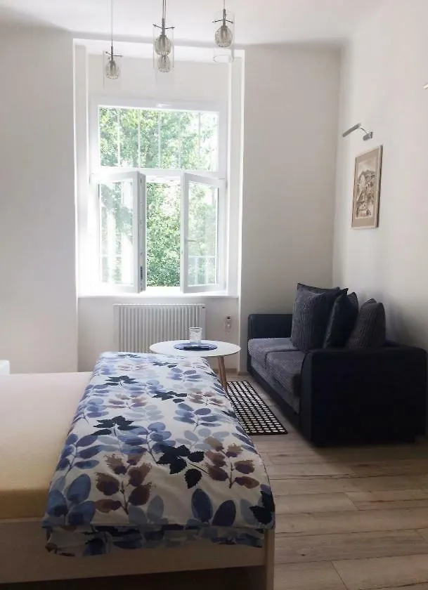 Ferienwohnung Apartman Nad Imperialem Karlsbad 0*,  Tschechische Republik