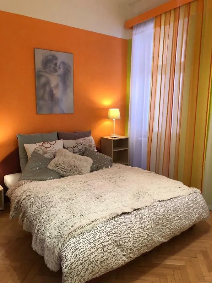Ferienwohnung Apartman Orchidej U Vridla Karlsbad