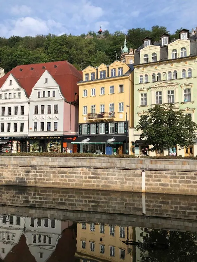Ferienwohnung Apartman Orchidej U Vridla Karlsbad 0*,  Tschechische Republik