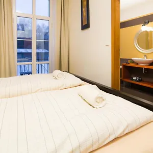 https://elens-apartments-prague.praguehotelsweb.com