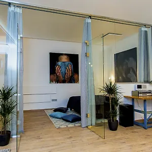 https://laksa-loft-apartment.inbudapesthotels.com