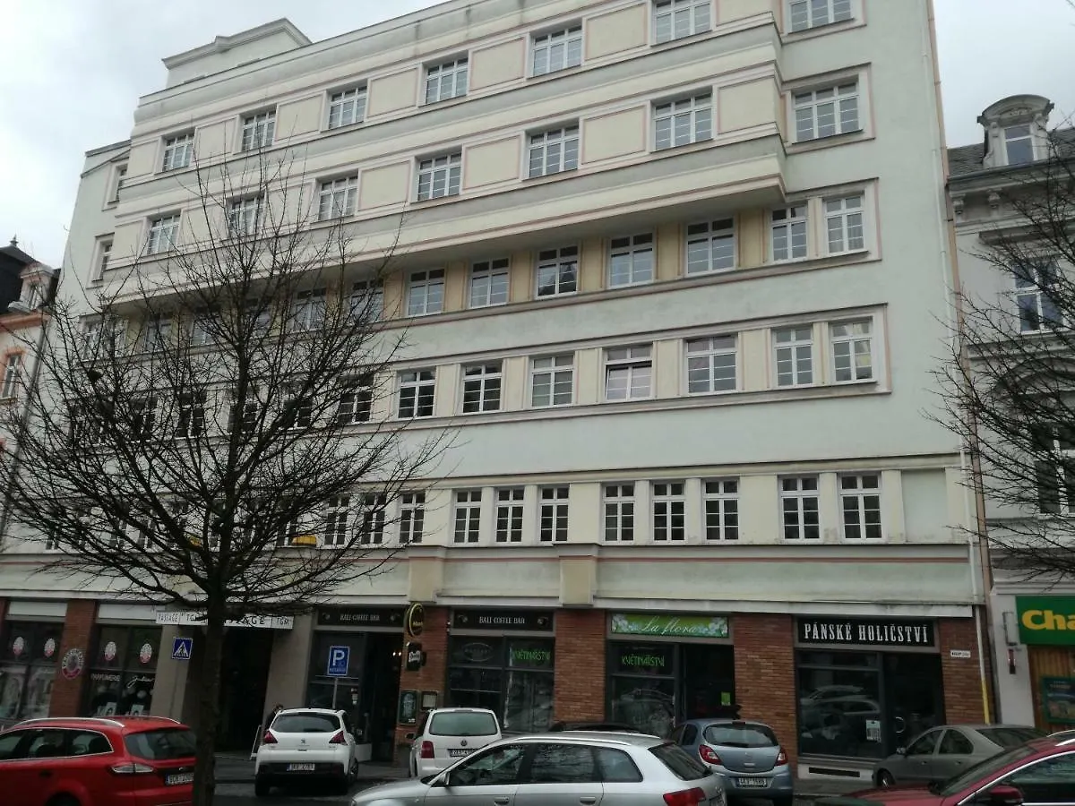 Apartmany Jan Becher Карловы Вары 2*,