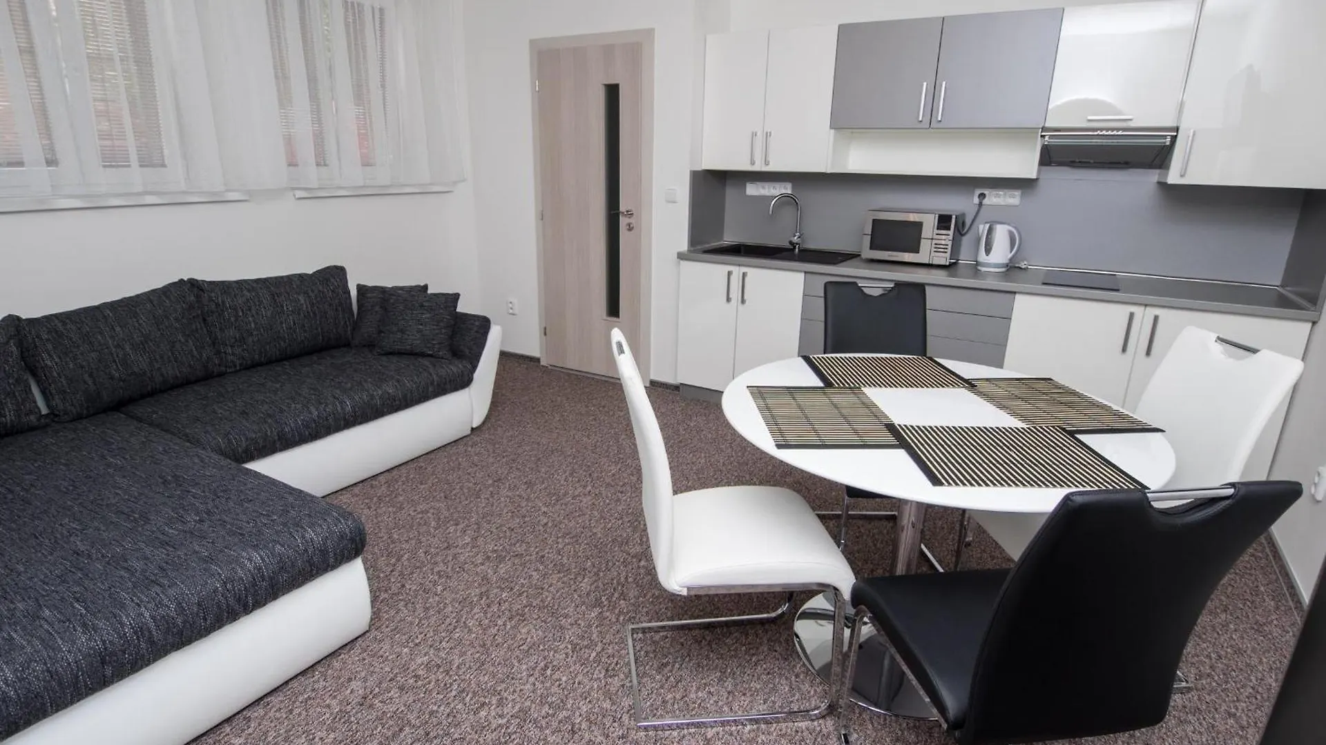 Apartmany Anna Nicole Karlowe Wary Czechy