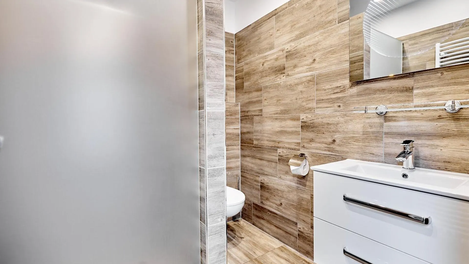 Apartmany Svatosske Skaly Loket