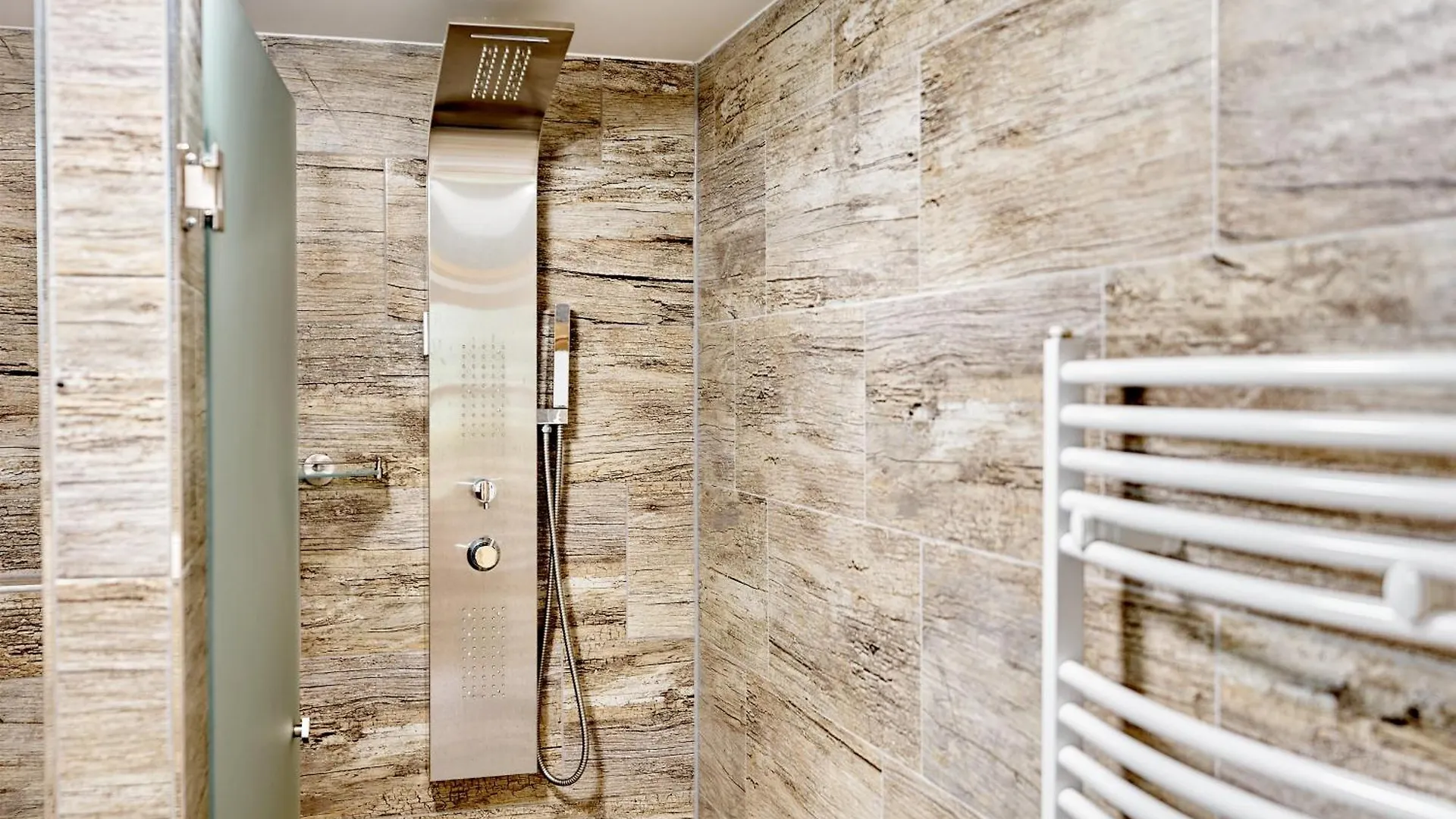 Apartmany Svatosske Skaly Loket
