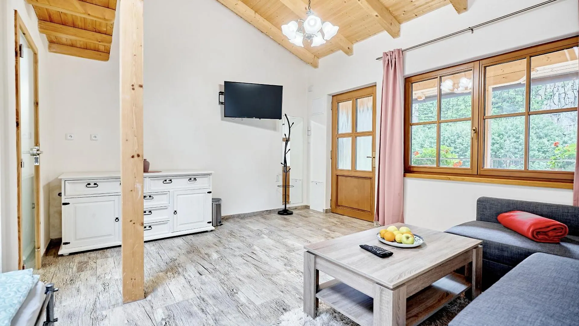 Apartmany Svatosske Skaly Loket