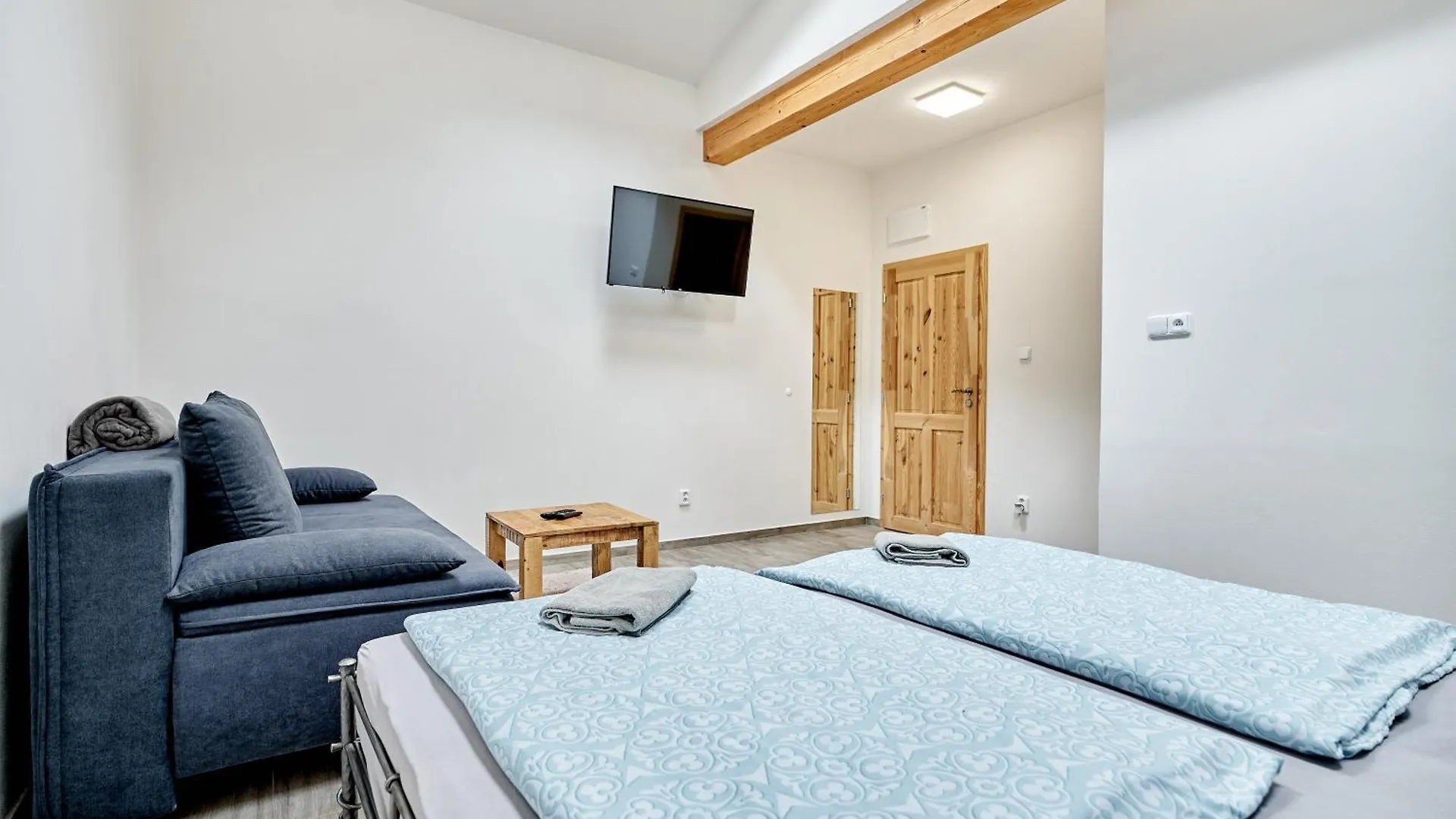 Apartmany Svatosske Skaly Loket