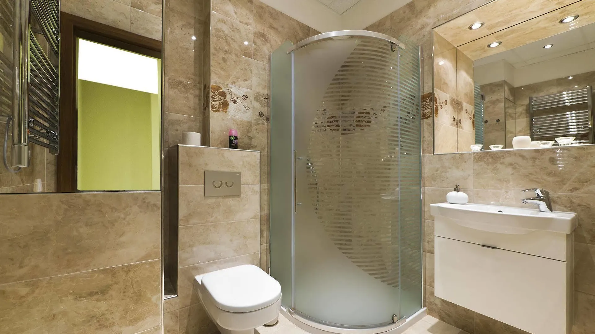 Apartment Karla Capka Street Karlovy Vary