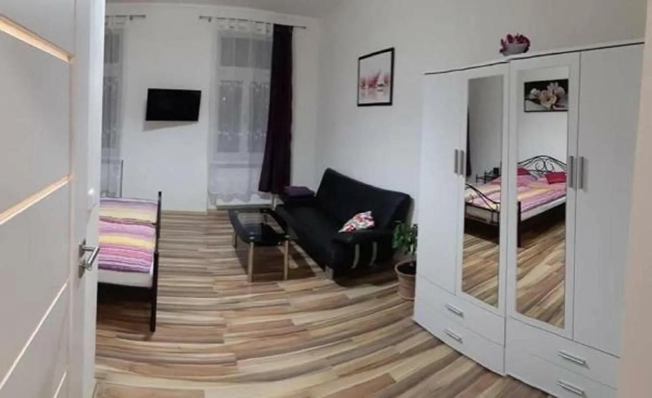 Apartment Krale Jiriho Карловы Вары 0*,  Чехия