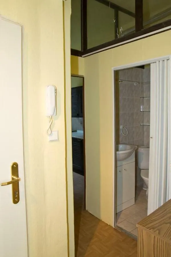 Apartments Libusina Karlowe Wary 0*,  Czechy