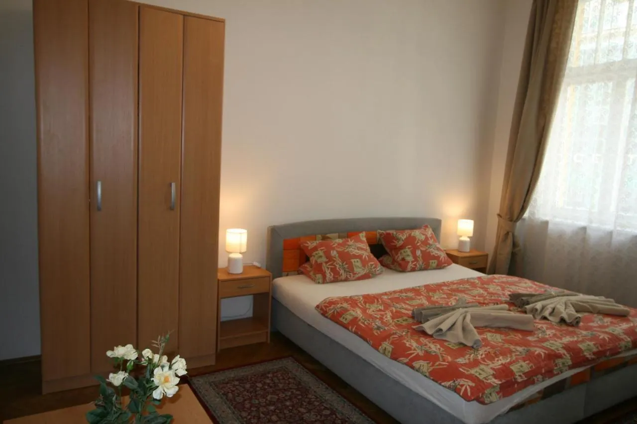 Apartment No. 25 T.G.Masaryka 13 S Vytahem Karlsbad 0*,