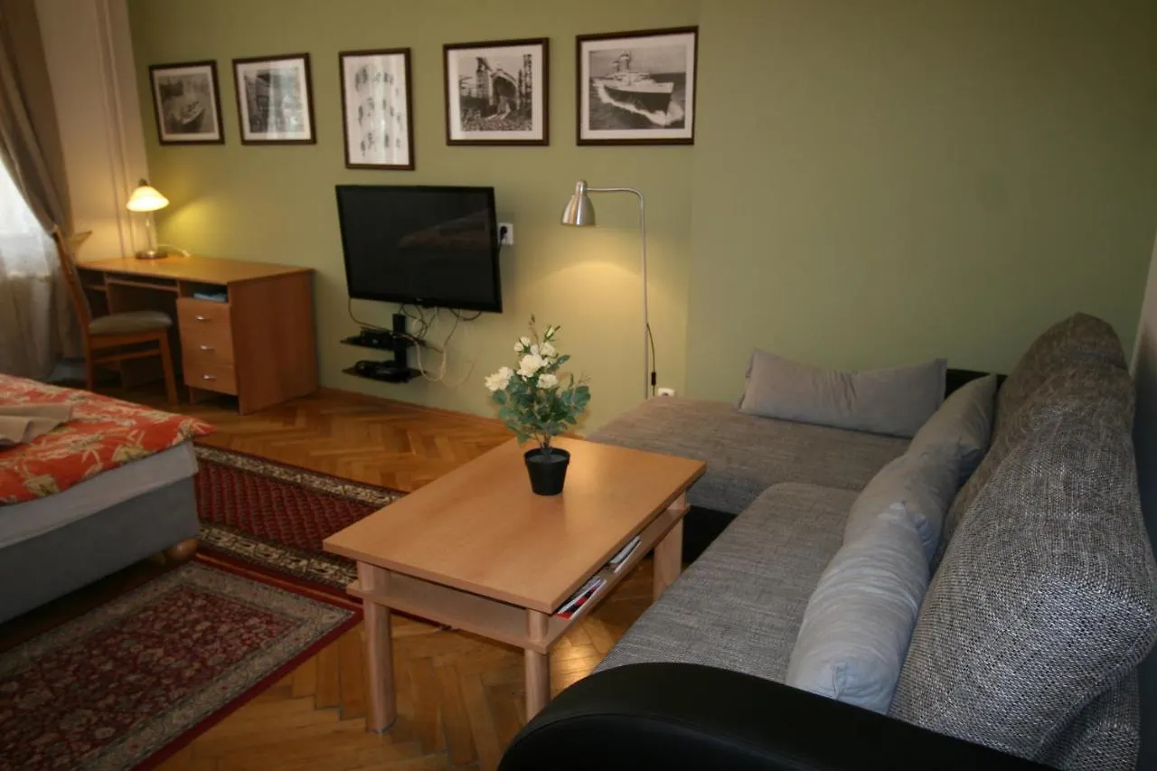 Apartment No. 25 T.G.Masaryka 13 S Vytahem Karlsbad