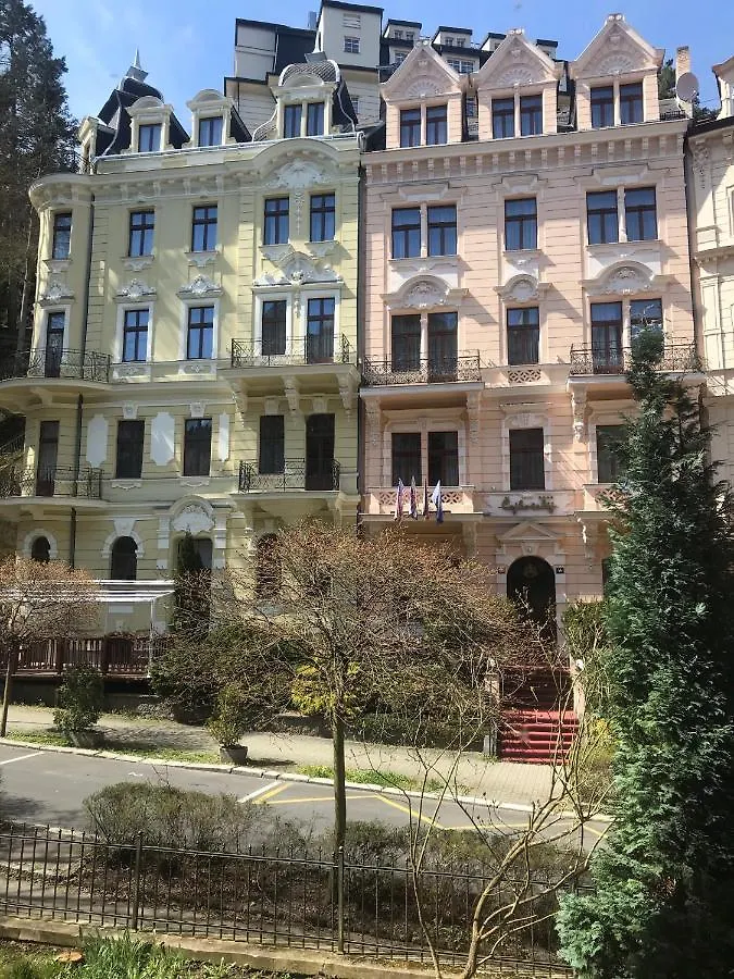 Apartment Sadova Карловы Вары 0*,  Чехия