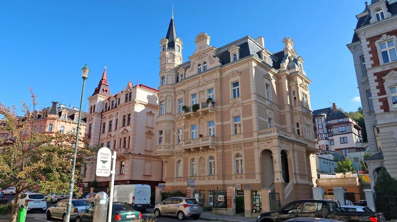 Apartment Themis Karlsbad 0*,
