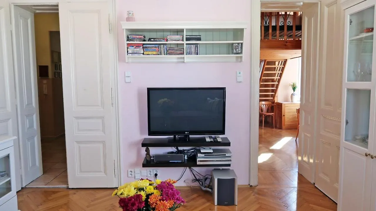 Apartment Themis Karlsbad