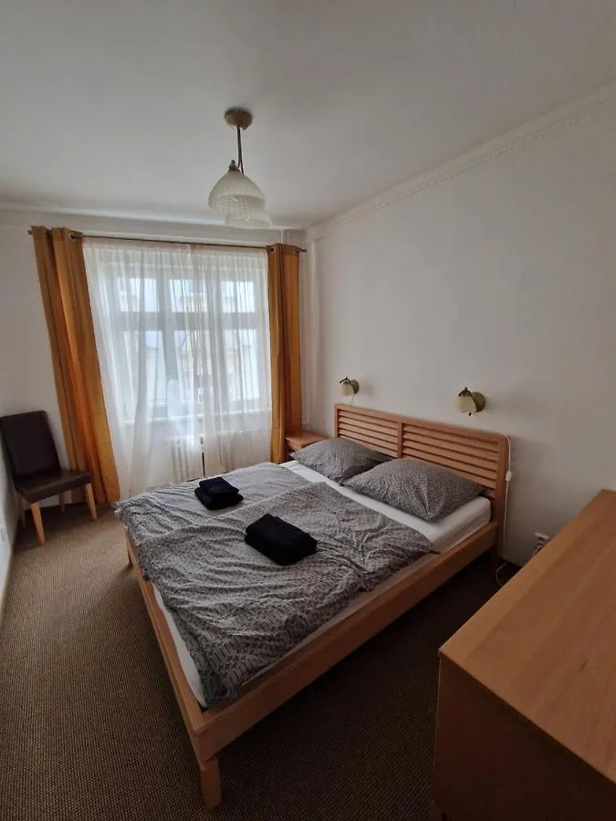 Ferienwohnung Apartman 63M2 S Balkonem V Lazenskem Centru Karlsbad