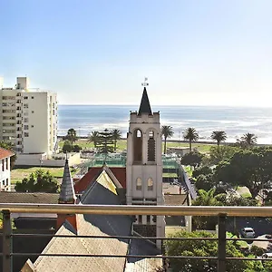 atlantic-views-5.hotels-capetown.com/