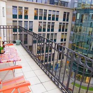 apartments-comfort.praguehotelsweb.com/