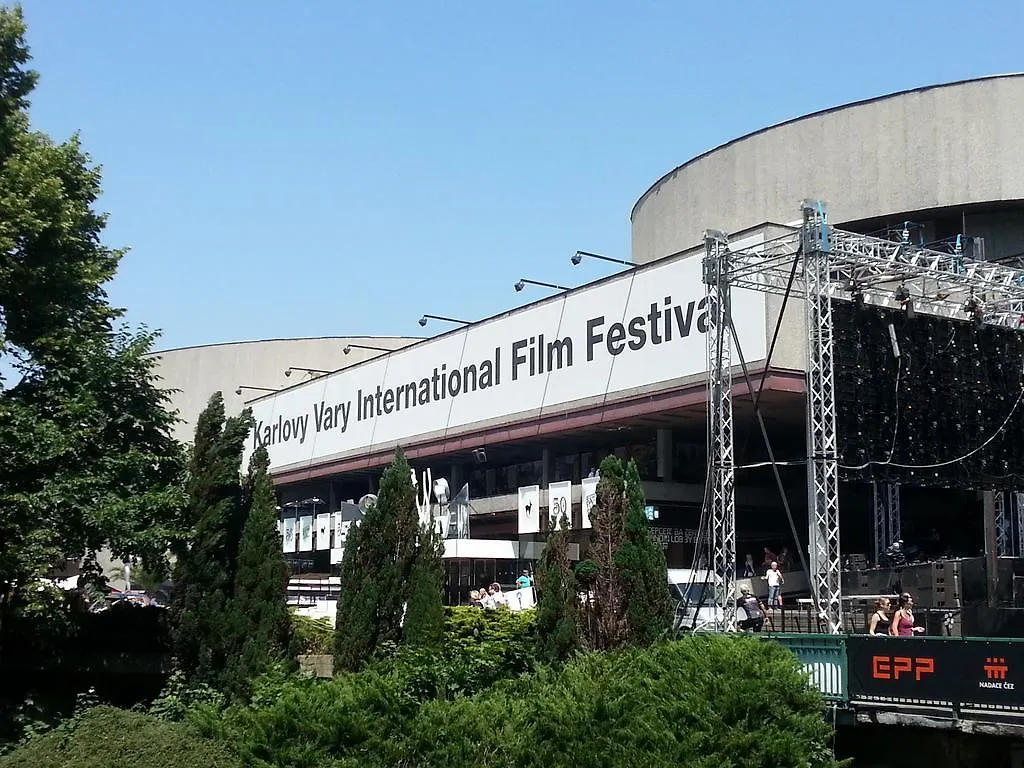 Apartments Festival