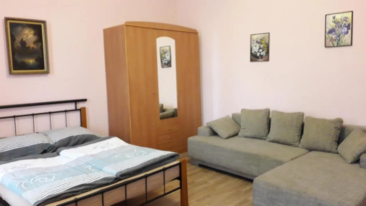Apartments Festival 0*, Карловы Вары Чехия