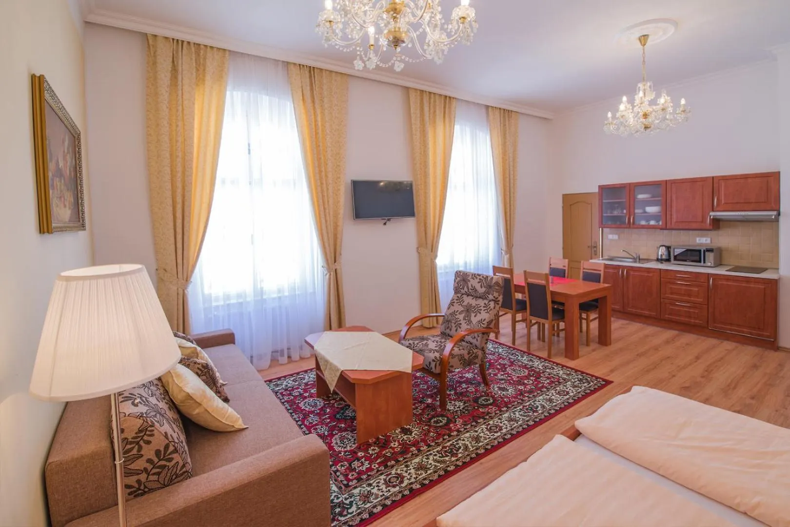 Apartments Paderewski Карловы Вары
