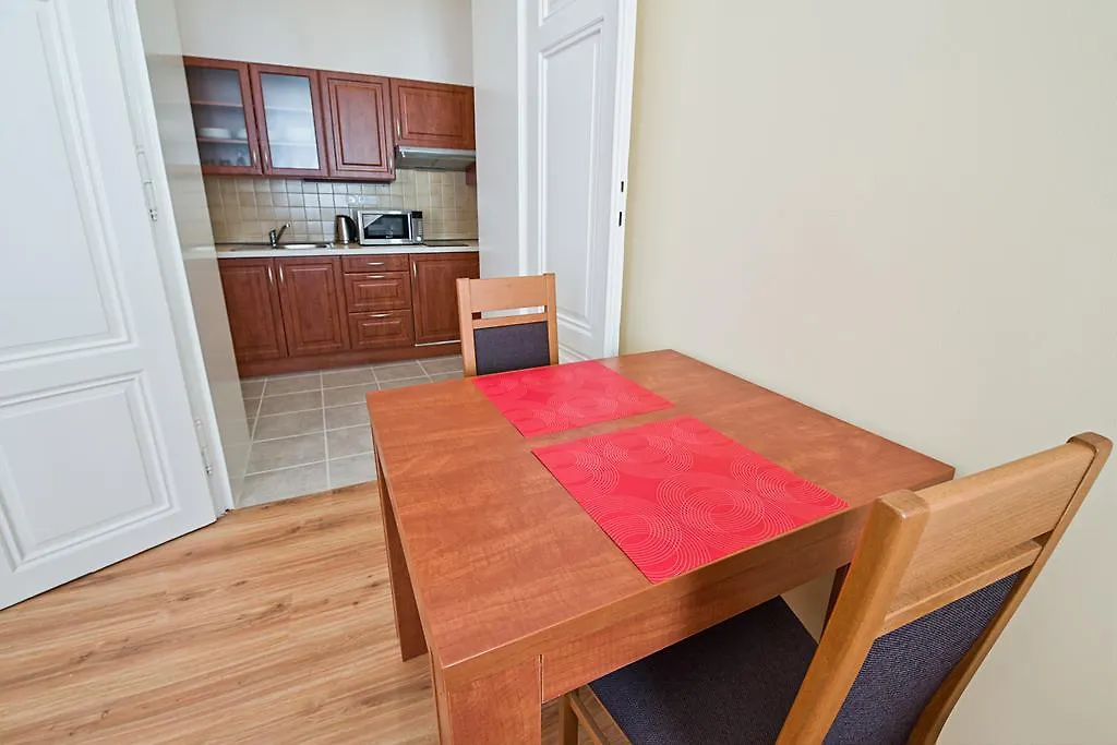Apartments Paderewski Карловы Вары