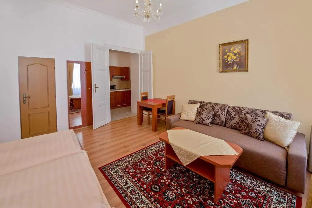 Apartments Paderewski Карловы Вары
