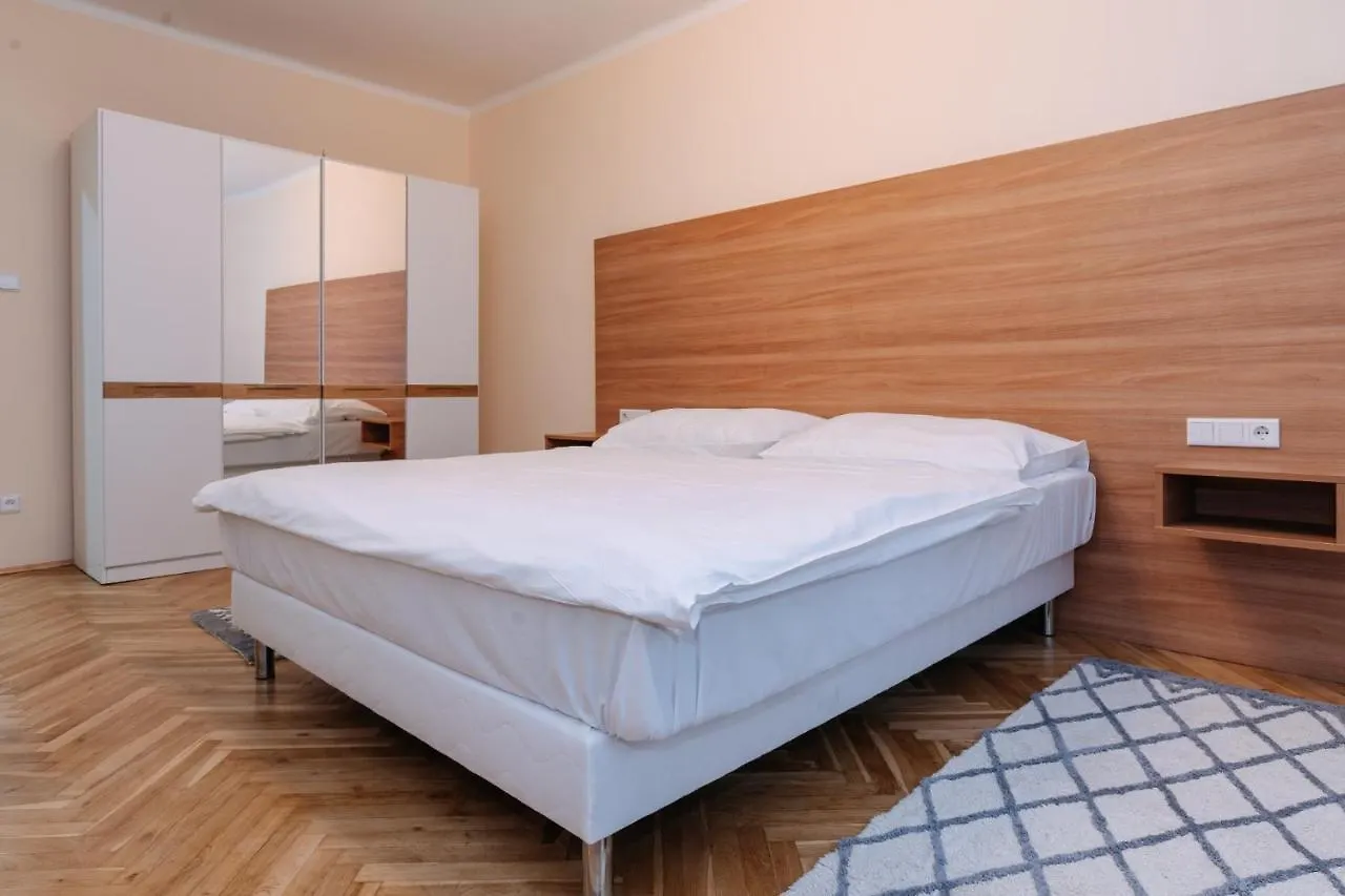 Apartments Tgm 11 Karlowe Wary