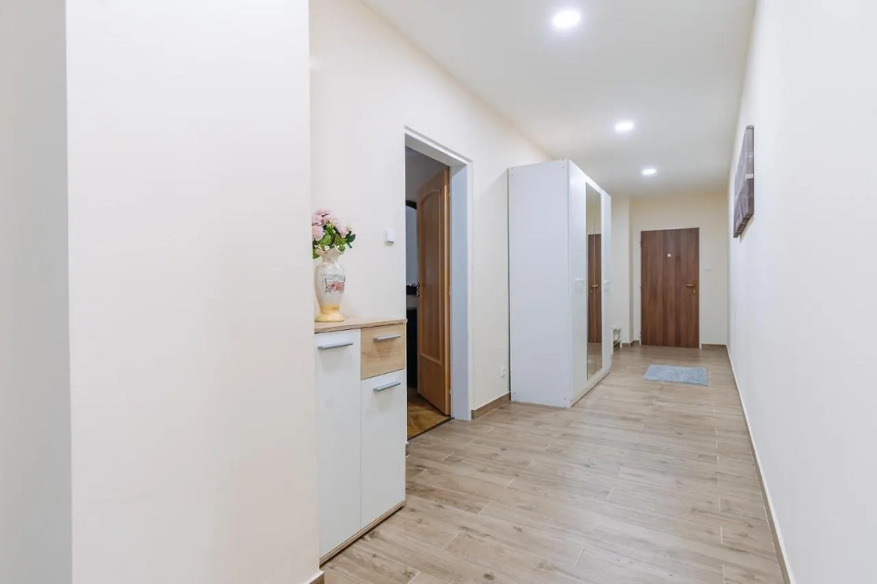 Apartments Tgm 11 Карловы Вары