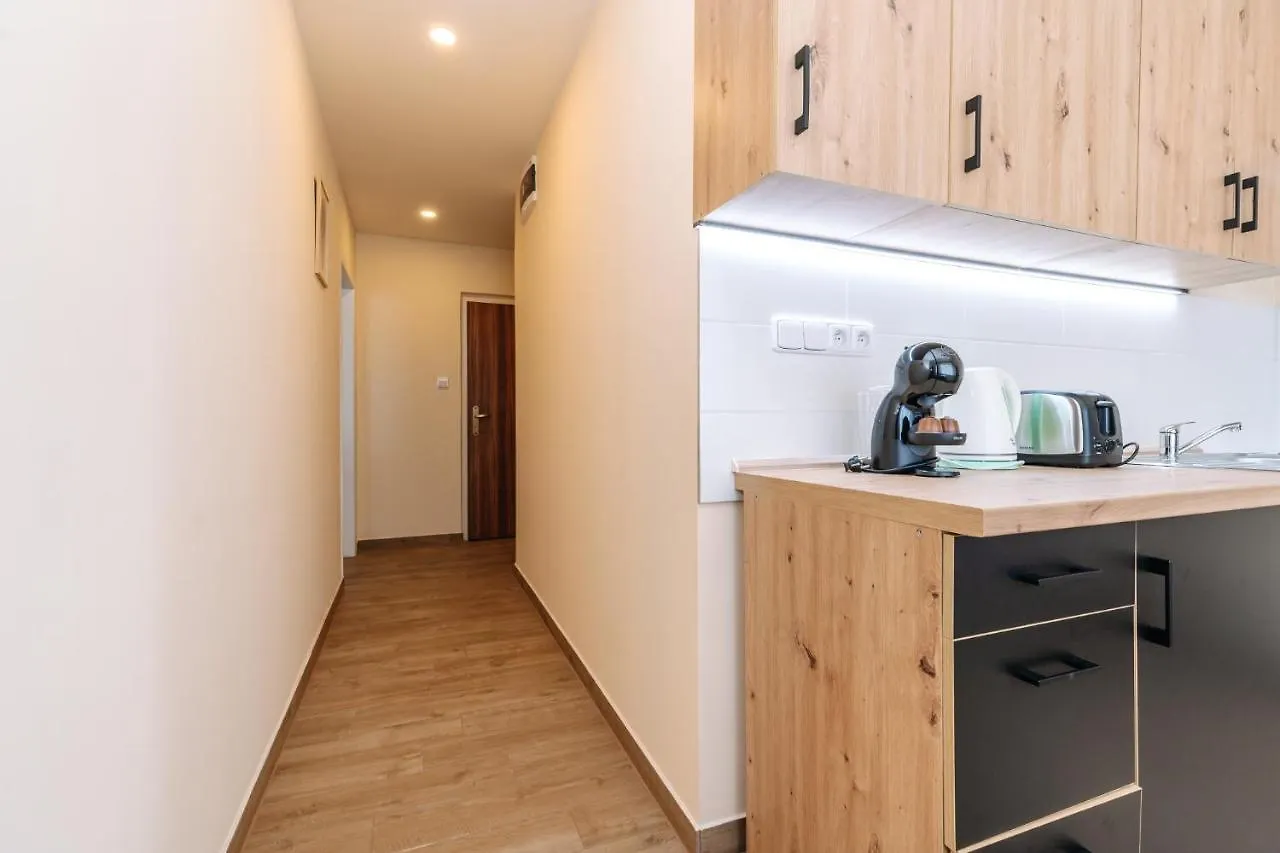 Apartments Tgm 11 Карловы Вары