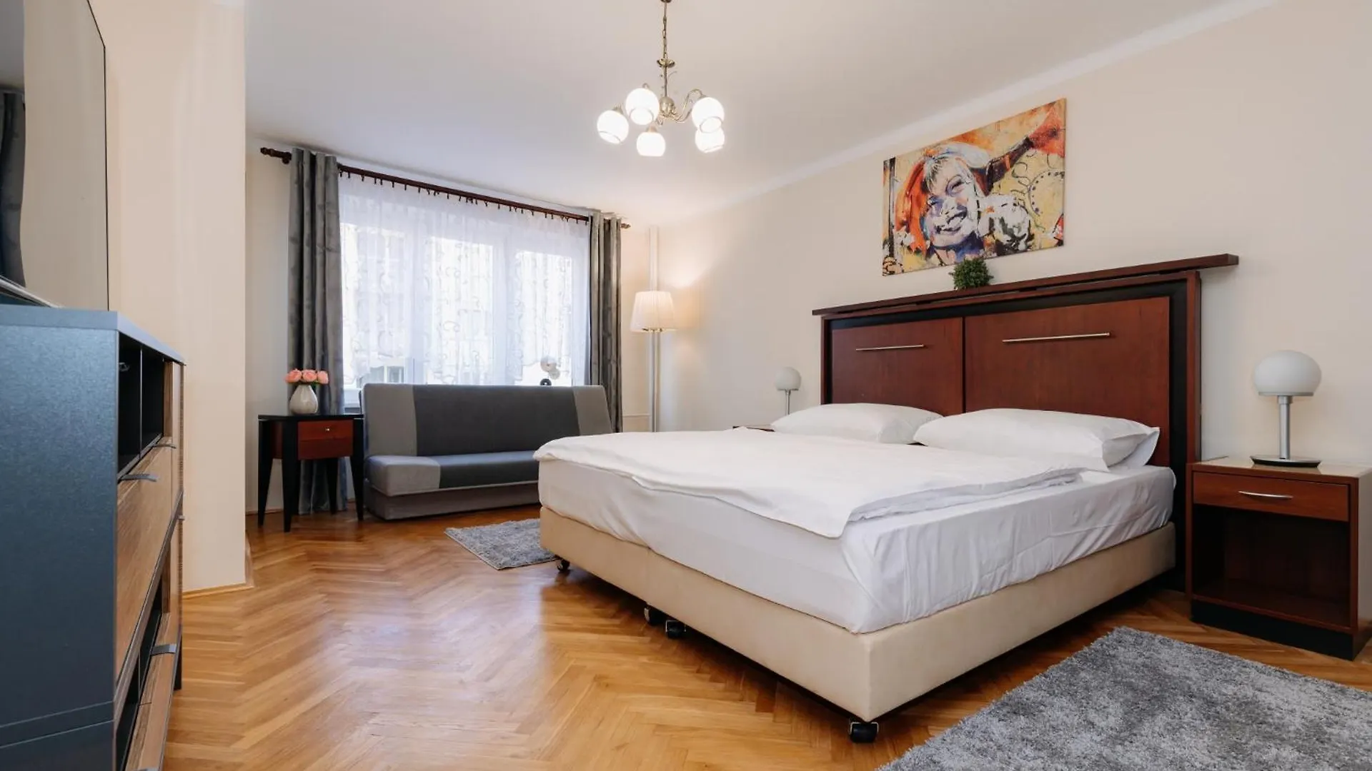 Apartments Tgm 11 Карловы Вары 0*,