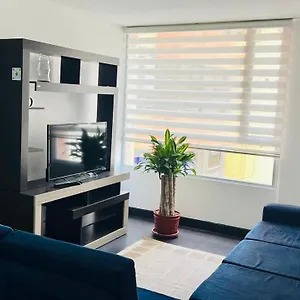 De Lujo, 2 Habitaciones, Frente Al Sheraton Quito