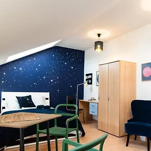 Night Sky Studio - Апартаменты Брно