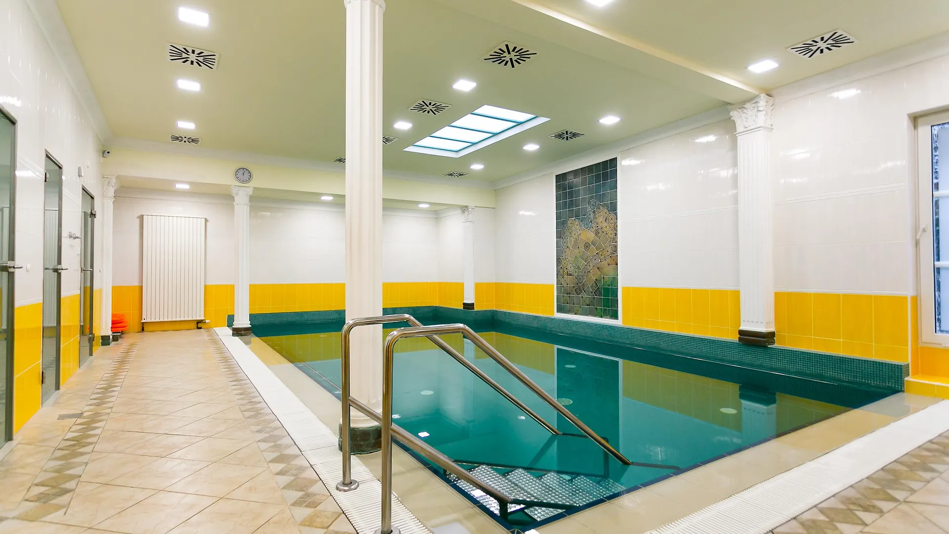 Astoria Hotel & Medical Spa Karlsbad 4*,