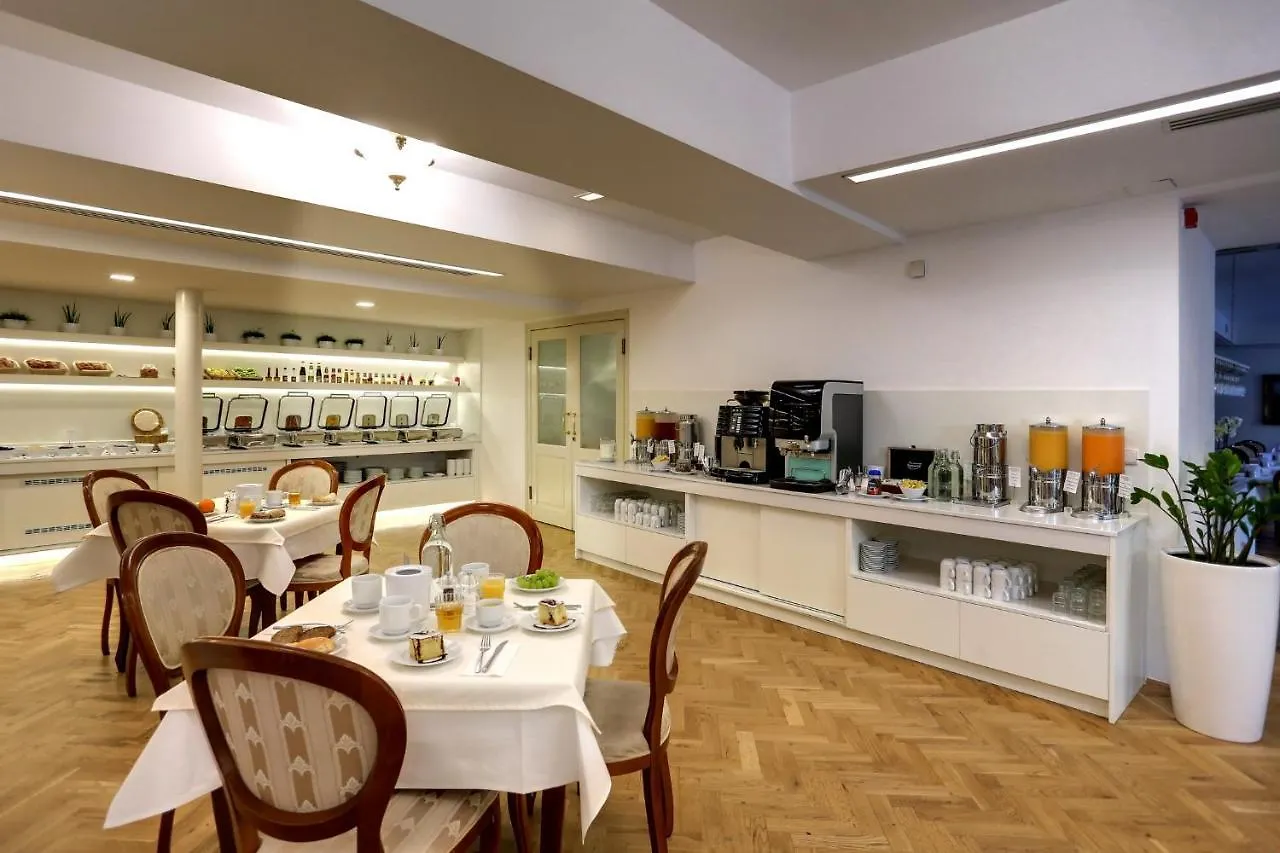 Astoria Hotel & Medical Spa Karlsbad 4*,  Tsjechië