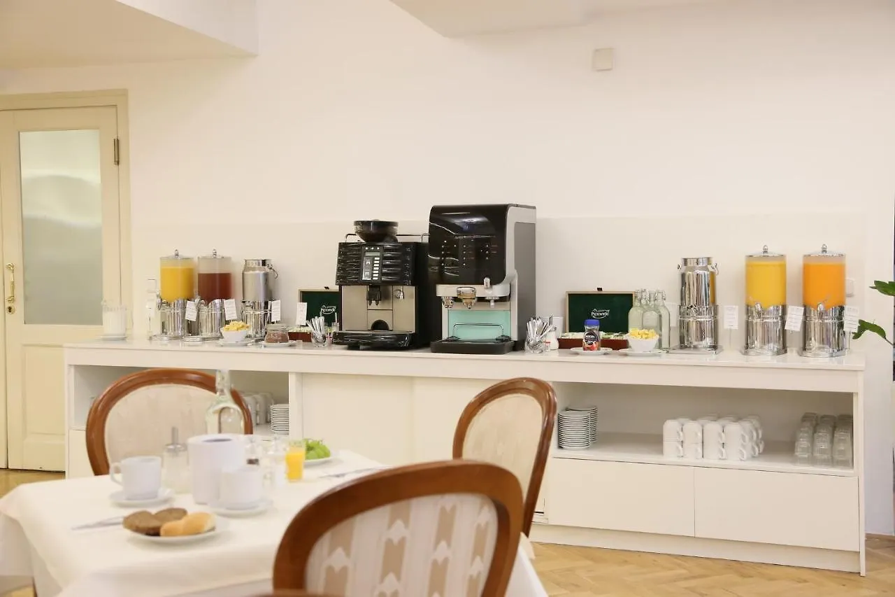 Astoria Hotel & Medical Spa Карловы Вары