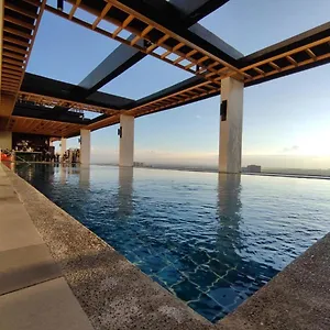 Hotel Capital O 804 The Residences At Bonifacio Civic Center ***