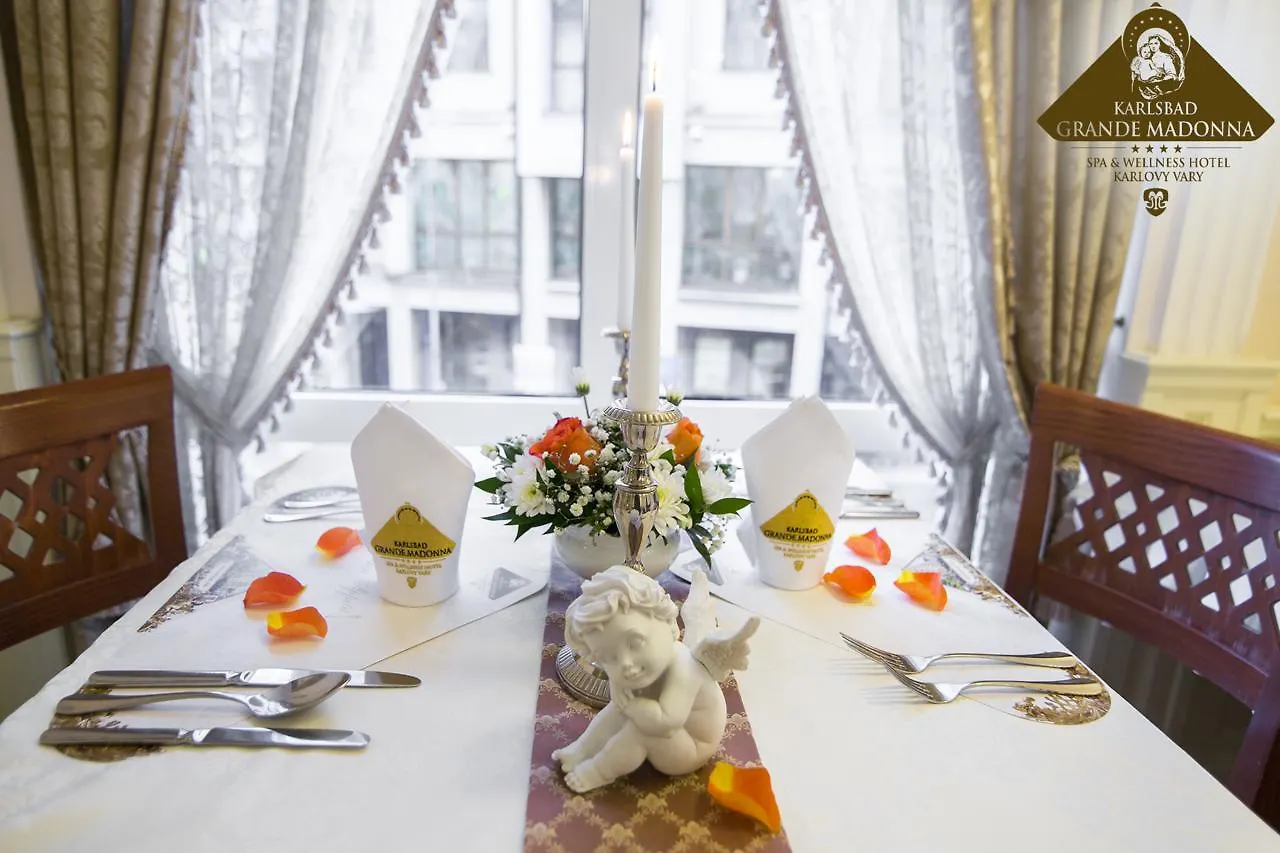 Hotel Karlsbad Grande Madonna 4*,  Tschechische Republik