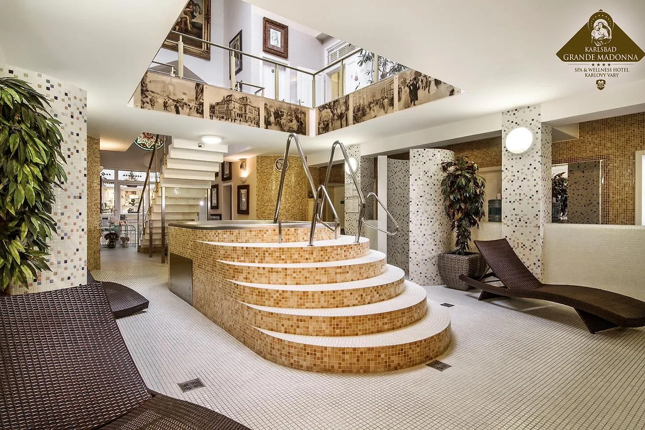Hotel Karlsbad Grande Madonna